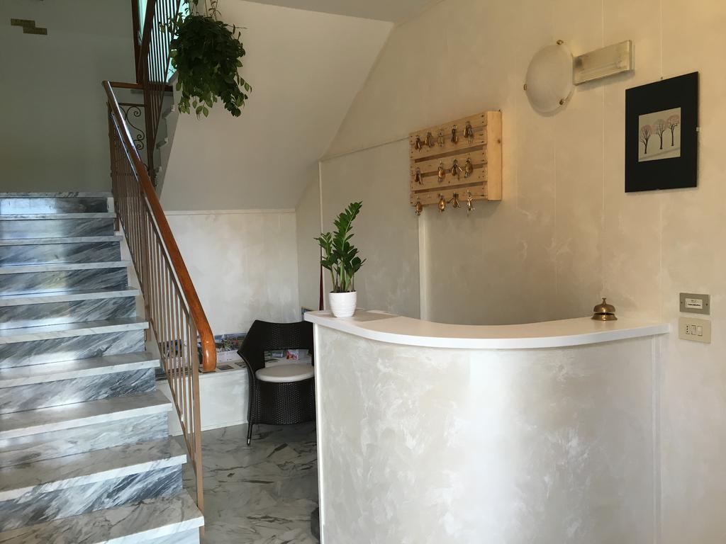 Casa Bianca Hotel Malcesine Kültér fotó